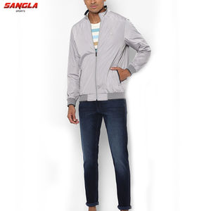 แจ็กเก็ตบอมเบอร์ผ้าซาตินสำหรับผู้ชายเสื้อผ้าแนวสตรีทปักโลโก้แบบลำลองมีซิปปิดสำหรับฤดูหนาว - Product Image 4