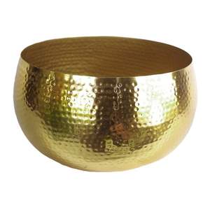 Grand bol en laiton martelé avec détails artisanaux et design indien traditionnel fait pour les cérémonies de mariage ou spirituelles - Product Image 1