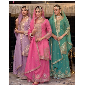 Trajes tradicionales paquistaníes de calidad superior para ropa informal formal y de fiesta disponibles a precios asequibles de la India - Product Image 1