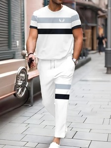 ชุดเสื้อยืดมีฮู้ดผู้ชาย ผ้าทอโพลีเอสเตอร์ผสมสแปนเด็กซ์ แห้งเร็ว แขนสั้น กันลม เหมาะสำหรับใส่เล่นกีฬาในฤดูใบไม้ร่วง - Product Image 4