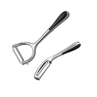 Klassieke roestvrijstalen gekartelde groenteschiller voor aardappelen, wortelen & komkommers, multifunctioneel keukengereedschap