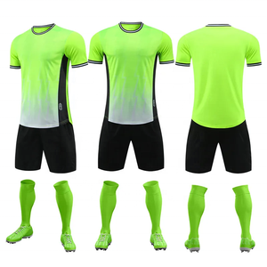 Uniforme de Fútbol Personalizado con Estampado por Transferencia de Calor para Hombre, Cuello Alto, Manga Corta, Absorbe la Humedad, Protección UV, Elástico en Cuatro Direcciones - Product Image 6