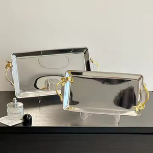 Bandeja de barra de acero elegante minimalista para una presentación elegante de la bebida - Product Image 6