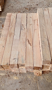Palos de madera secos de alta calidad de Vietnam económicos para uso agrícola y de muebles - Product Image 2