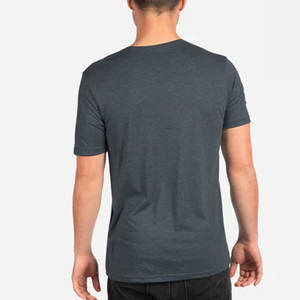 Camisetas Personalizadas Blend District, Camisetas de Cuello Redondo Tri-BLEND Perfectas, Camisetas de Cuello Redondo CVC de Próximo Nivel - Product Image 2