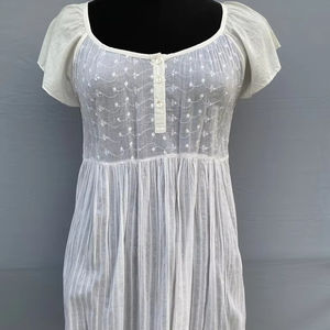 ชุดเดรสยาวปานกลางสไตล์ยุโรปตะวันตกชุดเดรสพิมพ์ลายผ้าลินินแผ่นรองหน้าอกบางๆคอวีพริ้วเข้าเอวแบบลำลองสำหรับ - Product Image 1