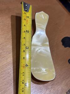 Chausse-pieds élégant blanc avec manche en bois élégant, finition polie, design ergonomique long, idéal pour la maison, les voyages, le bureau et les cadeaux - Product Image 6