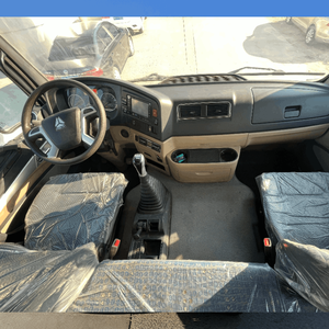 Chasis de Camión Volquete Usado 2024, 8x4, Euro 6, 30t, de Alto Rendimiento para Transporte de Carga en Construcción - Product Image 2