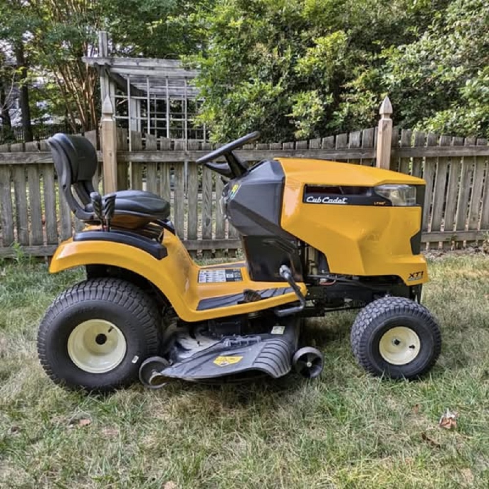 Cub Cadet Zero Turn Lawn Mower 28V 173cc