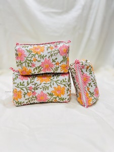 Juego de 3 Bolsas de Maquillaje Acolchadas de Algodón con Estampado Floral - Gran Capacidad con Cierre de Cremallera para Mujer, para Viaje - Product Image 3