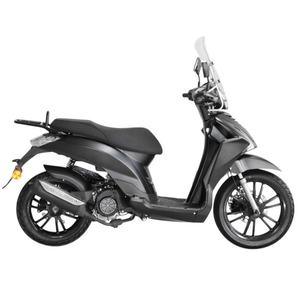 Scooters de Gasolina Clase B-Three, Producto de Alto Rendimiento - Product Image 1