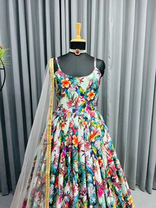 พิมพ์ Anarkali Kurti กับ Dupatta พรรคสวมชุดยาว Anarkali กับนักออกแบบเย็บปักถักร้อยหนัก - Product Image 3