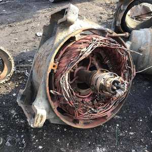 Moteurs électriques, recyclage de métaux ferreux, ferraille de moteurs usagés, déchets de moteurs - Product Image 1
