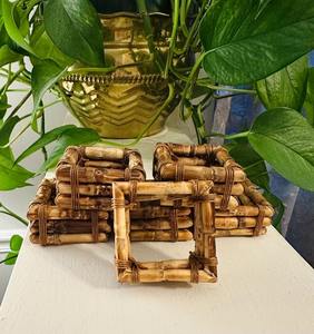 Porte-serviettes en bambou écologique au design classique pour la décoration de table et l'utilisation au repas - Product Image 1