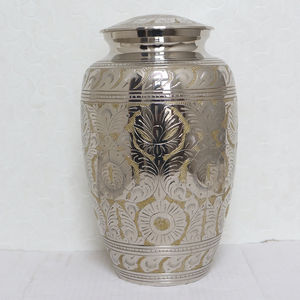 Urne de crémation pour animaux de compagnie personnalisée, style américain classique, impression UV, technique de coulée sûre pour le stockage des cendres - Product Image 4