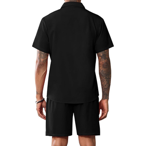 Ensemble de survêtements d'été minimaliste pour hommes: lignes épurées, poches zippées cachées et tissu léger - Product Image 3
