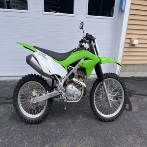 พร้อมจัดส่ง รถมอเตอร์ไซค์วิบาก Kawasaki KLX230E ปี 2023 - Product Image 5