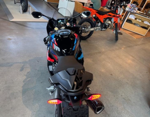 M1000 999cc 205HP 13 000 tr/min, modèle 2026, vente aux enchères commerciales, prêt à être expédié - Product Image 4