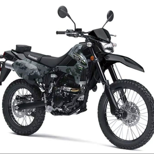 Moto tout-terrain Kawasaki KLX250 249cc, légère, performances sur route et hors route, neuve en stock, à vendre - Product Image 1