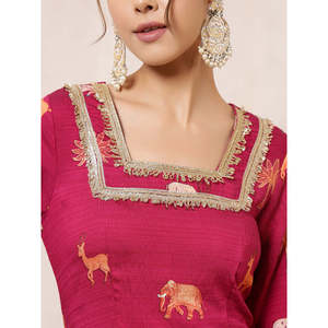 Magenta Animal Printed Crepe Kurti with Three-Quarter Sleeves Indo Western Women's Co-Ord <b>Set</b> with Palazzo - Product Image 2