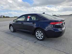 Nouveau SUV hybride LE automatique 2026 avec caméra arrière, turbo et jantes R20 foncées – À vendre - Product Image 4