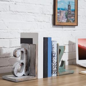 Porte-livres en bois modeste en forme d'alphabet A à Z, parfait pour la bibliothèque à domicile, la salle d'étude, le bureau et le coin d'apprentissage, vente en gros en provenance d'Inde - Product Image 2