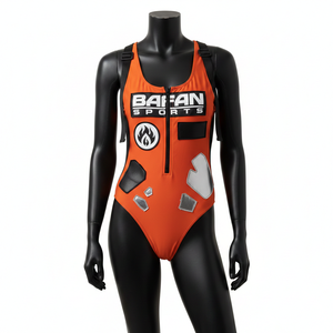 ชุดว่ายน้ำผู้หญิง ผ้าโพลีเอสเตอร์ผสมสแปนเด็กซ์ ยืดหยุ่นสูง 225 GSM สีส้มไหม้ ดำ  พร้อมโลโก้พิมพ์ลายสกรีน - Product Image 1
