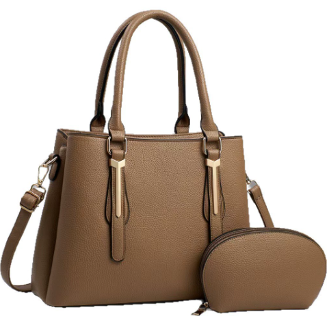 น้ำตาลอ่อน