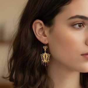 Pendientes colgantes de filigrana con piedra de rubí en forma de tulipán de oro de 22 quilates, envío rápido a la moda - Product Image 2