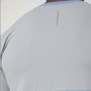 4. Camiseta deportiva duradera de secado rápido para hombre: ligera, absorbe la humedad e ideal para correr, ciclismo y aventuras al aire libre. - Product Image 5