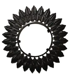 Зеркало из черного листа, большого размера, из кованого металла