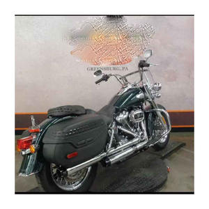 Motocicleta Harley-Davidson Heritage 114 Classic Premium Chrome Comfort Cruiser Usada del 2024, Paseo Potente - Product Image 1