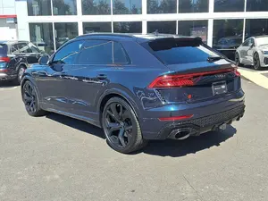 ได้รับการรับรอง2023 Audi RS Q8 4.0T - Product Image 6