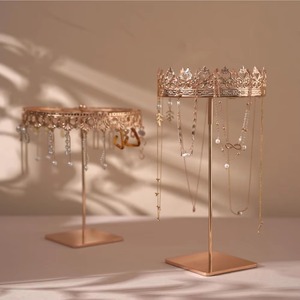 Soporte de joyería de lujo Premium Diseño caro para pendientes Collares Anillos Exhibición para tocador y tocador - Product Image 1