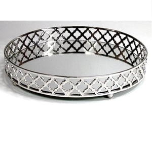 Shiny Finishing Handcrafted Decorative Rounded Set of 3 Tray For Hotel Restaurant Dinnerware Table Decor Catering Use Item - Product Image 3