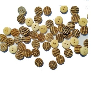 Botones de hueso natural de lujo de la mejor calidad para prendas y ropa de La India - Product Image 4