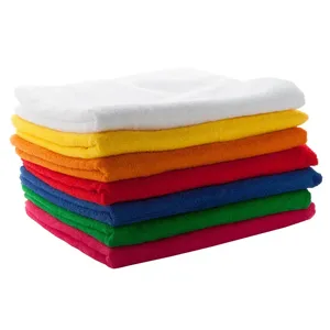 Serviette de sport en microfibre personnalisée pour les passionnés de gadgets de Venise - Product Image 2