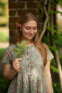 Robe bohème New Amie, imprimée à la main, en coton pur, motif floral vert et rose, tenue décontractée - Product Image 3