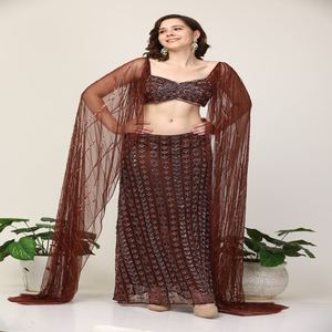 Vestido de Noche de Lentejuelas Brillantes de Lujo para Mujer |   Vestido de sirena con diseño sin espalda para fiestas y eventos nocturnos - Product Image 2