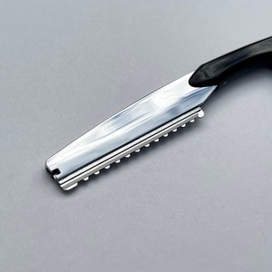 Right <b>Handed</b> Hair Thinning <b>Scissors</b> Stainless Steel Blade Plastic Handle 6.5 Inch Razor Cut Styling Tool - Product Image 2