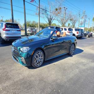 Mercedes-Benz Clase E E 450 2023 Usado en Buen Estado - Product Image 1