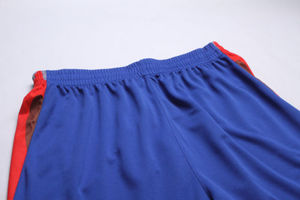 Vente chaude Classique Conception Personnalisée Football Jersey Kits pour Garçons Haute Qualité Stripe Football Uniforme pour unisexe - Product Image 2