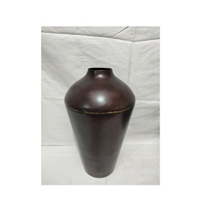 Floreros de hierro metálicos antiguos con elegantes grabados florales Decoración lujosa para eventos de hogar y boda - Product Image 5