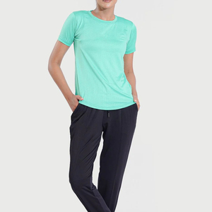 T-shirt de gymnastique en polyester 100% pour femmes, col rond, haut en jersey à manches courtes pour vêtements de sport d'été - Product Image 6