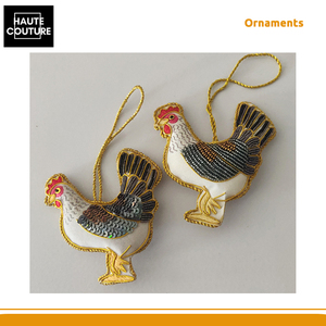 Paillettes perlées de poule de 9cm de long fabriquées à la main personnalisées ornements de fête suspendus pour la décoration de la maison du fabricant d'origine indienne - Product Image 5