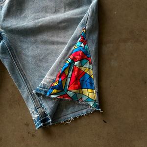 Shorts de Mezclilla de Alta Calidad para Mujer, Diseño de Cintura Alta, Lavado Ácido Azul Claro, Detalles Desgastados y Dobladillo Moderno para el Verano - Product Image 4