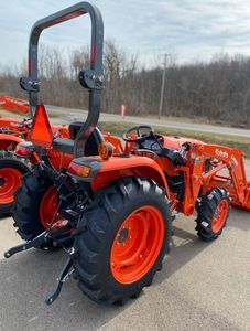 Tondeuse à gazon Kubot 4x4 petit tracteur avec cabine chargeuse frontale pelleteuse Kubota tracteurs camions agriculture mini tracteur agricole - Product Image 2