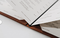 Porta Menu in Plastica e Acrilico per Ristoranti e Bar, Espositore per Lista Vini e Menu di Cibo e Bevande Utilizzato negli Hotel
