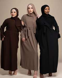 Vente en gros Abaya en satin de luxe personnalisée pour femmes vêtements islamiques de haute qualité manches volantées pour les petits musulmans conception libre de Dubaï en soie - Product Image 2