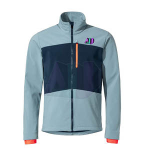 Chaqueta de Invierno Softshell para Hombre de Primera Calidad con Logotipo Frontal, Diseño Ligero, Ecológico y Transpirable - Product Image 1
